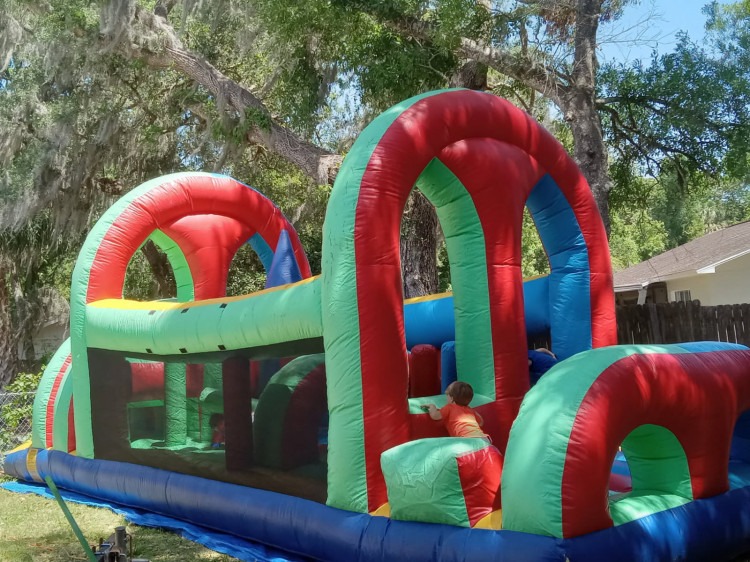 40ft Red & Green Arc Obstacle Course