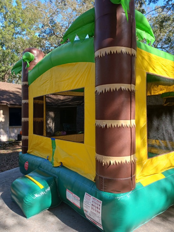 Tropical Bounce House